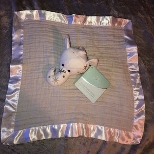 aden and anais elephant lovey